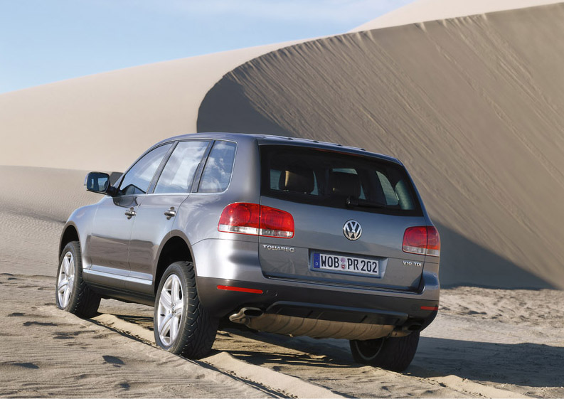 VOLKSWAGEN TOUAREG