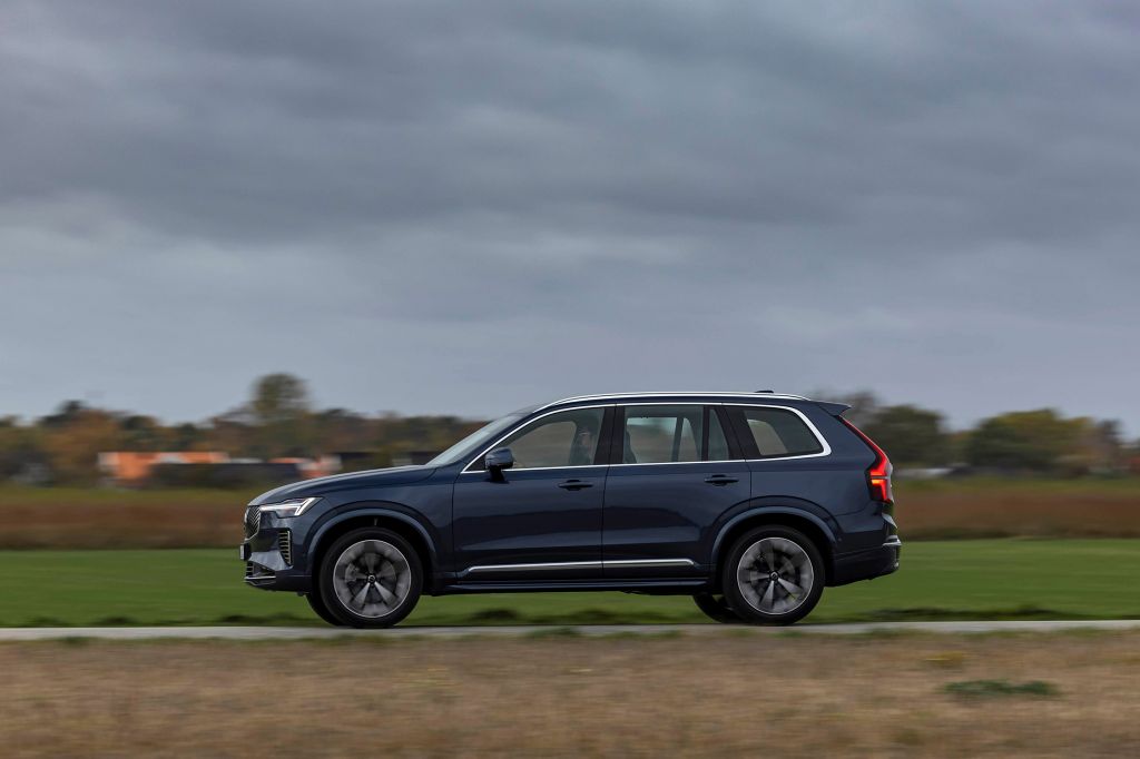 VOLVO XC90 (II) T8 SUV 2025