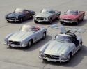 A gauche, Mercedes-Benz Type 190 SL-Roadster, Type Pagode SL, Type SL-Roadster,
