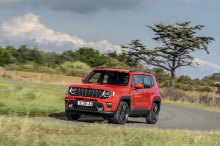 Photo JEEP RENEGADE 4xe hybride 240 ch