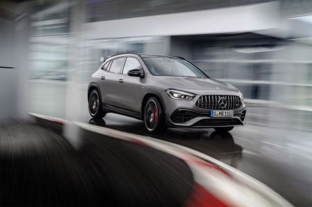 Photo MERCEDES CLASSE GLA (II) AMG 45 S 4Matic+ 421 ch